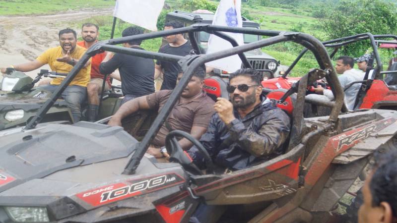 Suniel Shetty launches Mud Skull Adventure in Karjat