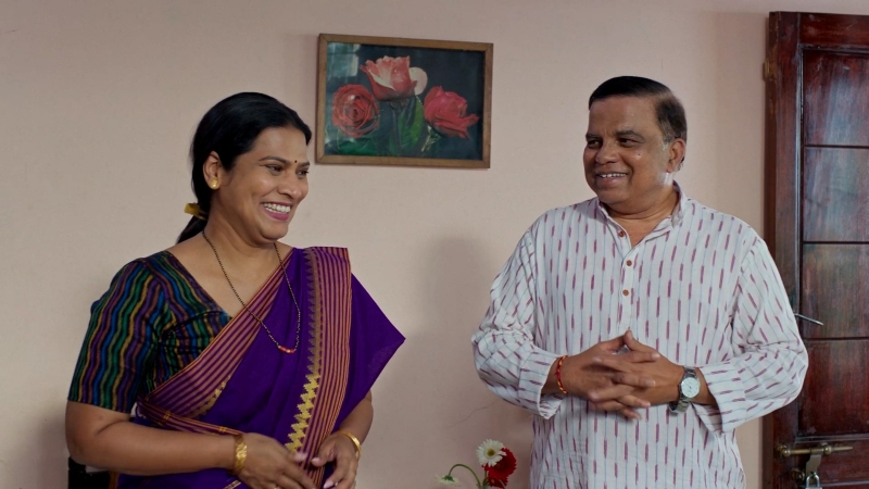 Leena Bhagwat and Mangesh Kadam in Mana che Shlok