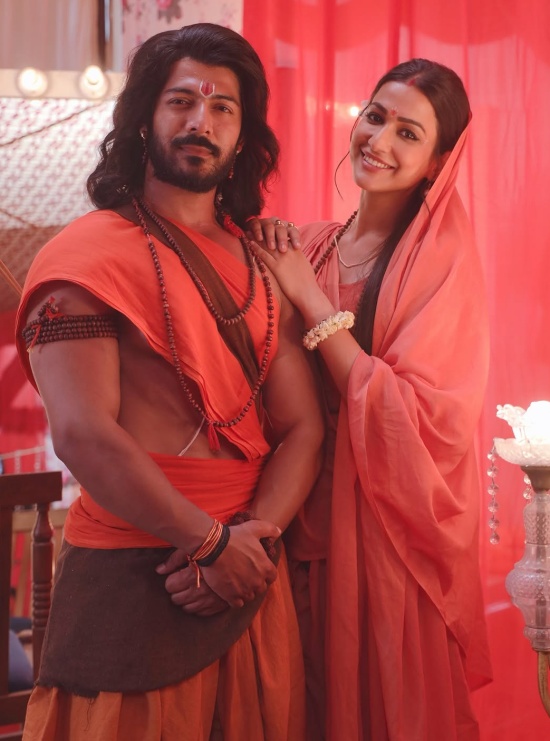 Amandeep Sidhu and Sheezan Khan in Ganga Mai Ki Betiyaan