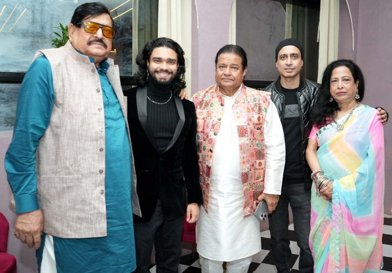 Anup Jalota and Kumaar at Suharssh Raaj’s Kaafir Deewana song launch
