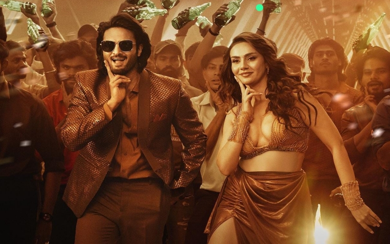 Sudheer Babu and Shreya Sharma in Jatadhara's song Pallo Latke