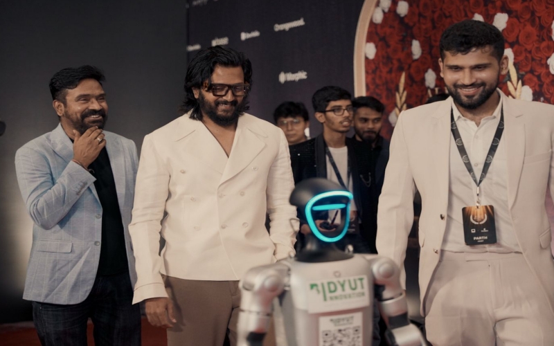 Riteish Deshmukh and Mushtaq Sheikh at Mumbai AI Filmmaking Festival