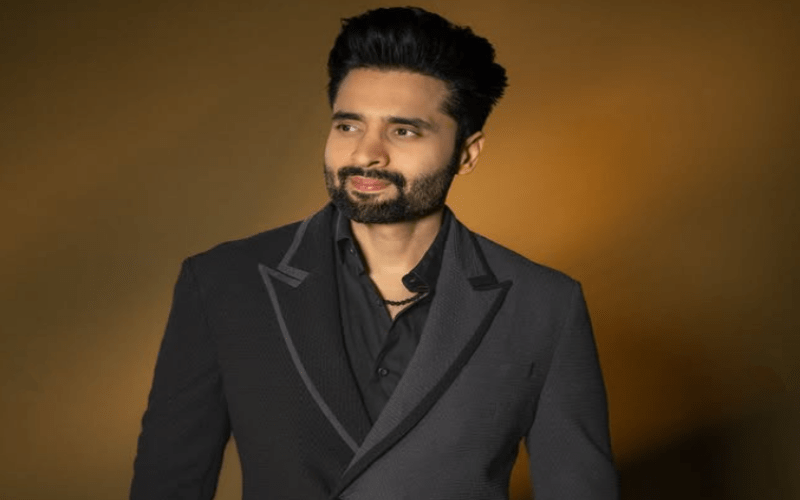 Jackky Bhagnani (15)