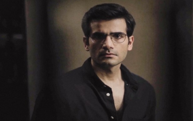 Karan Tacker in Amazon MX Player’s Bhay – The Gaurav Tiwari Mystery
