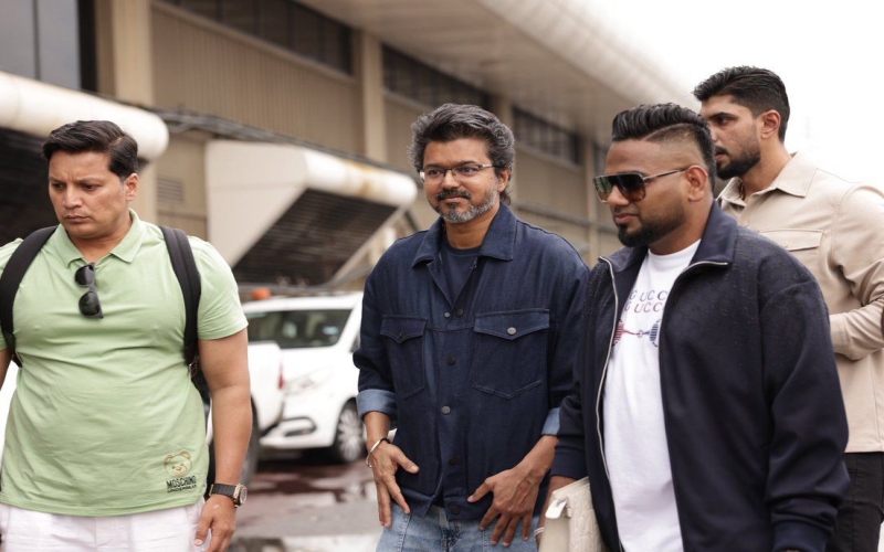 Thalapathy Vijay in Malaysia for Jan Neta Audio Launch