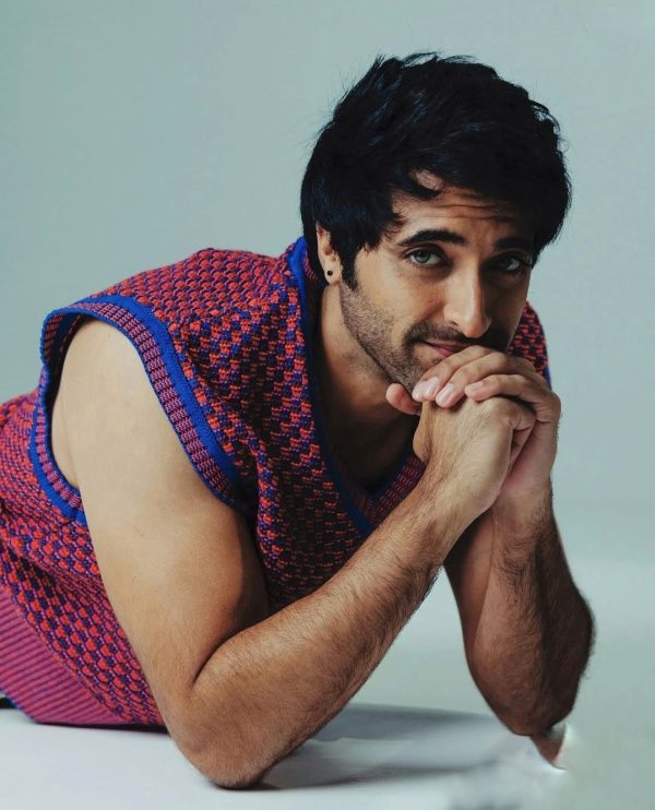 Akshay Oberoi 9