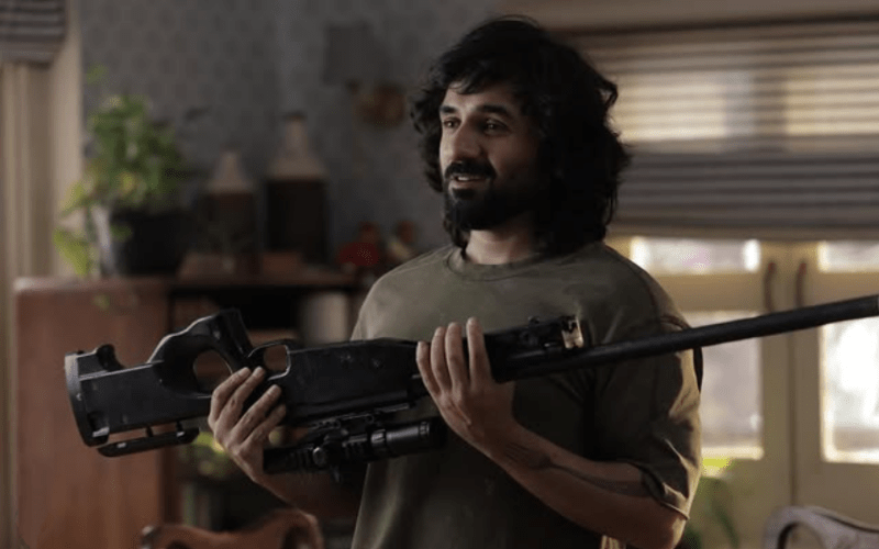 Vir Das in Happy Patel - Khatarnak Jasoos (1)